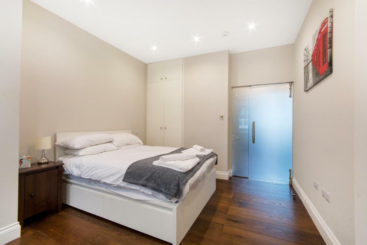 Stunning Soho Apartment London Bagian luar foto